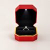 1200x1200-7.jpg Ringdoosje met gouden rand en LED – Rood