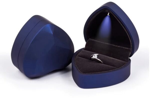Hartvormig ringdoosje met LED – Blauw