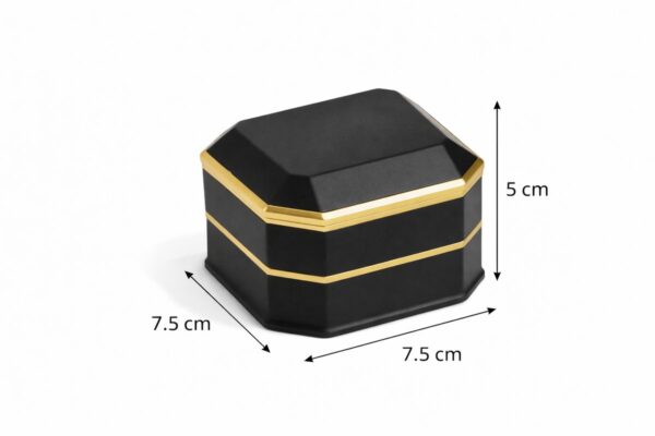 1200x800-2.jpg Luxe zwart-goud ringdoosje met LED